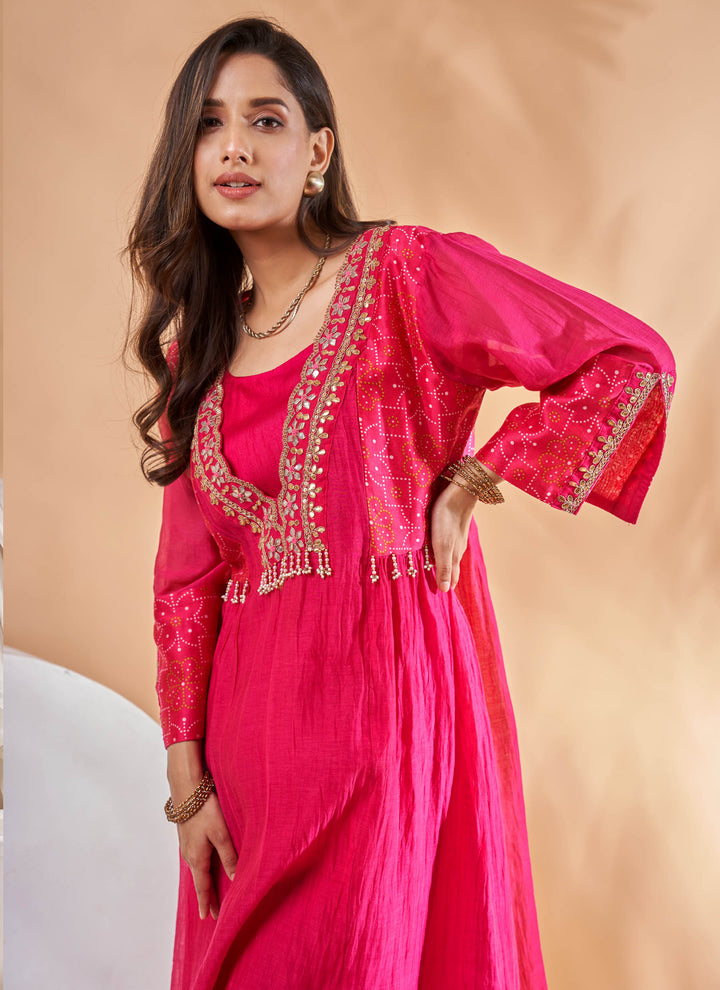 Rani Gota Embroidered Kurta Set – fuchsia pink chanderi kurta set with gota patti work, view 5